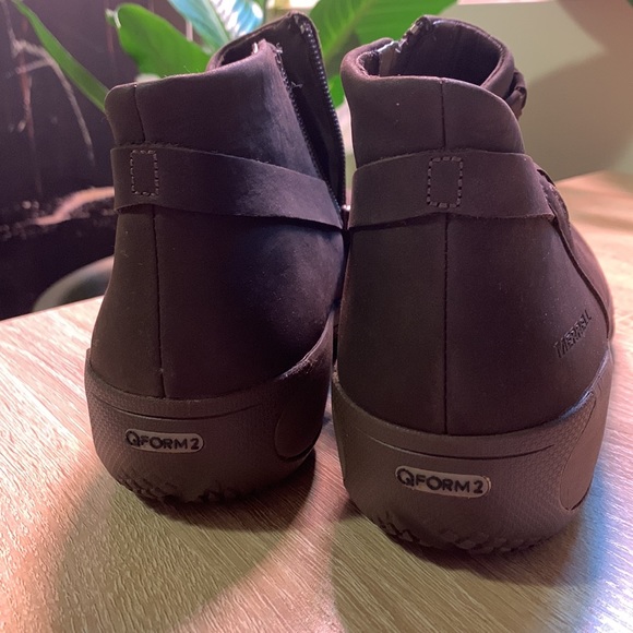 Merrell Q Form 2, chocolate brown, size 8.5 *never worn* - Picture 4 of 5